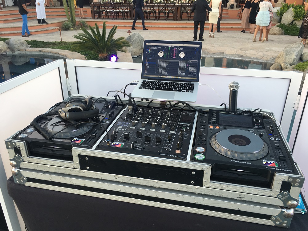 DJ Setup in Mexico